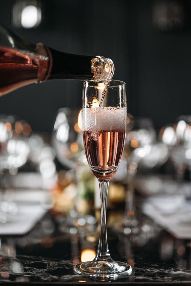 Champagne & Bubbles